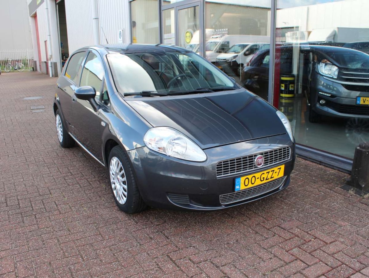 Fiat Grande Punto - 1.4 Active 1.4 Active - AutoWereld.nl