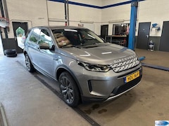 Land Rover Discovery Sport - P300e 1.5 R-Dynamic SE word verwacht Trekhaak, Dodehoek, stuur en stoelverwarming
