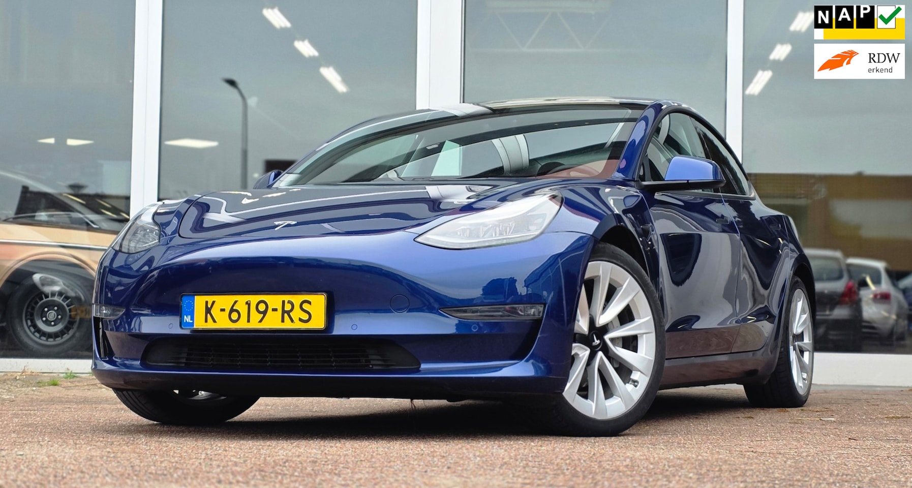 Tesla Model 3 - Long Range RWD Long Range AWD 75 kWh SOH 90% FSD Full comp Trekhaak 19"LM velgen - AutoWereld.nl