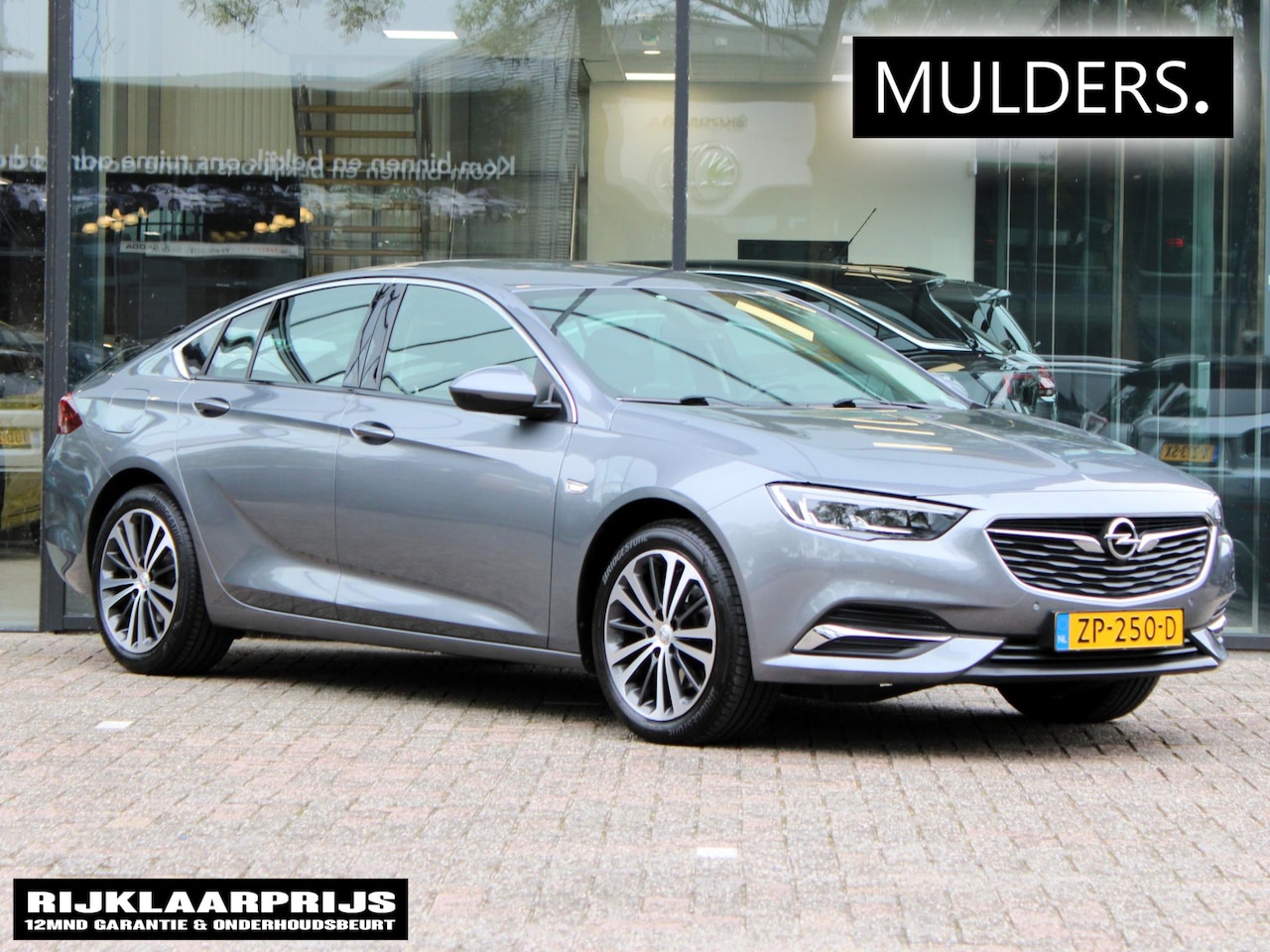 Opel Insignia Grand Sport - 1.6 Turbo Business Executive | Navi / Climate / Trekhaak - AutoWereld.nl