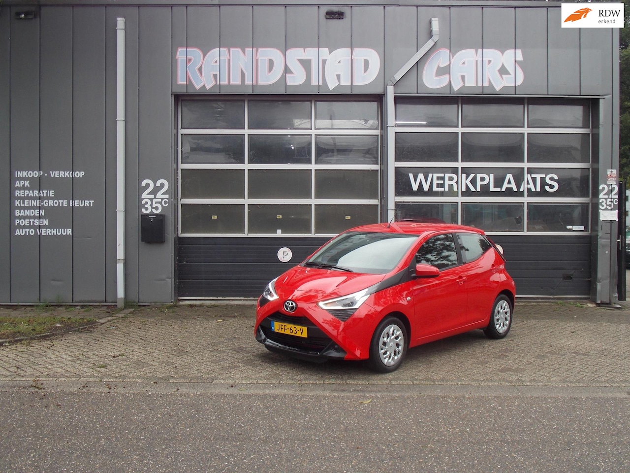 Toyota Aygo - 1.0 VVT-i x-play Carplay Airco Camera Elek Pakket 5Deurs 2022bj GARANTIE - AutoWereld.nl