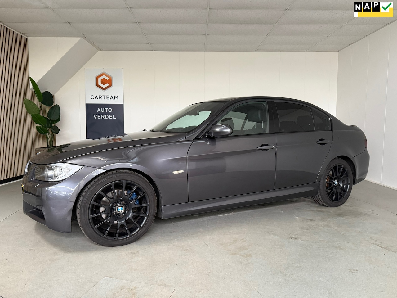 BMW 3-serie - 325xi High Executive Airco, Navigatie, Ledere bekleding, LMV - AutoWereld.nl