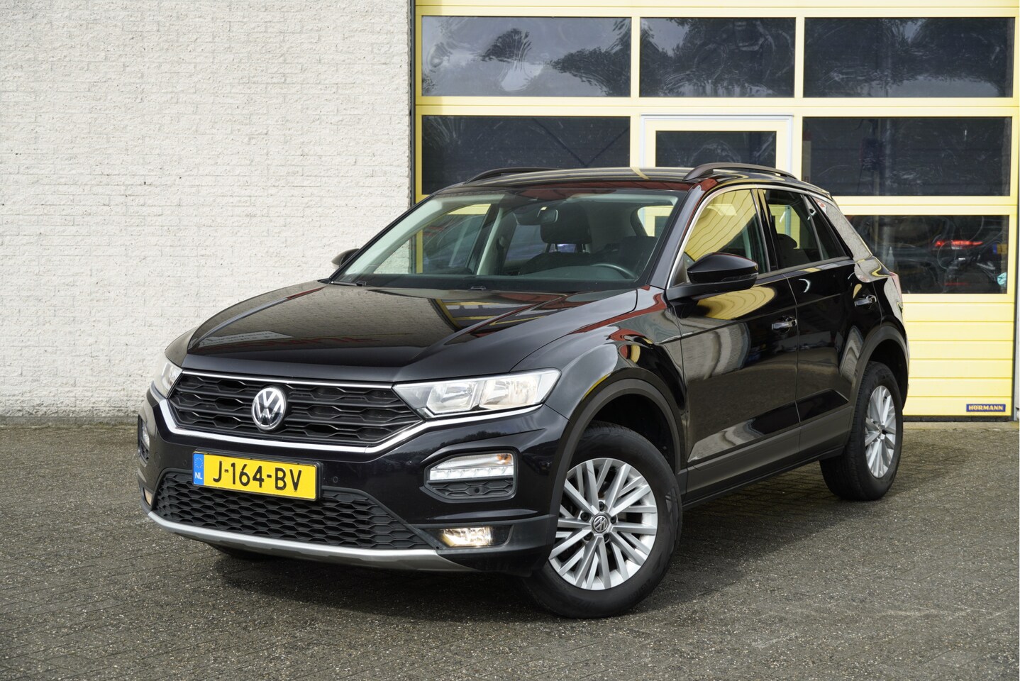 Volkswagen T-Roc - 1.0 TSI Style BJ2020 Lmv 16" | Led | Navi | Pdc | App-Connect | Airco | Cruise control | G - AutoWereld.nl