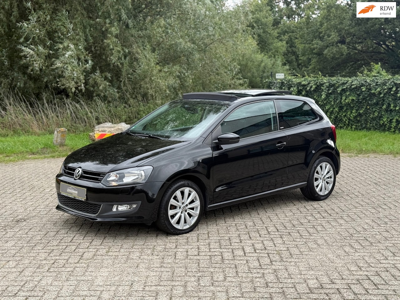 Volkswagen Polo - 1.4-16V Highline PANO I CRUISE I 86PK I PDC I ZEER MOOI - AutoWereld.nl