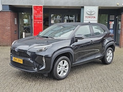 Toyota Yaris Cross - 1.5 Hybrid 16'' LM-VELGEN APPLE/ANDROID CLIMA AD-CRUISE CAMERA BLUETOOTH