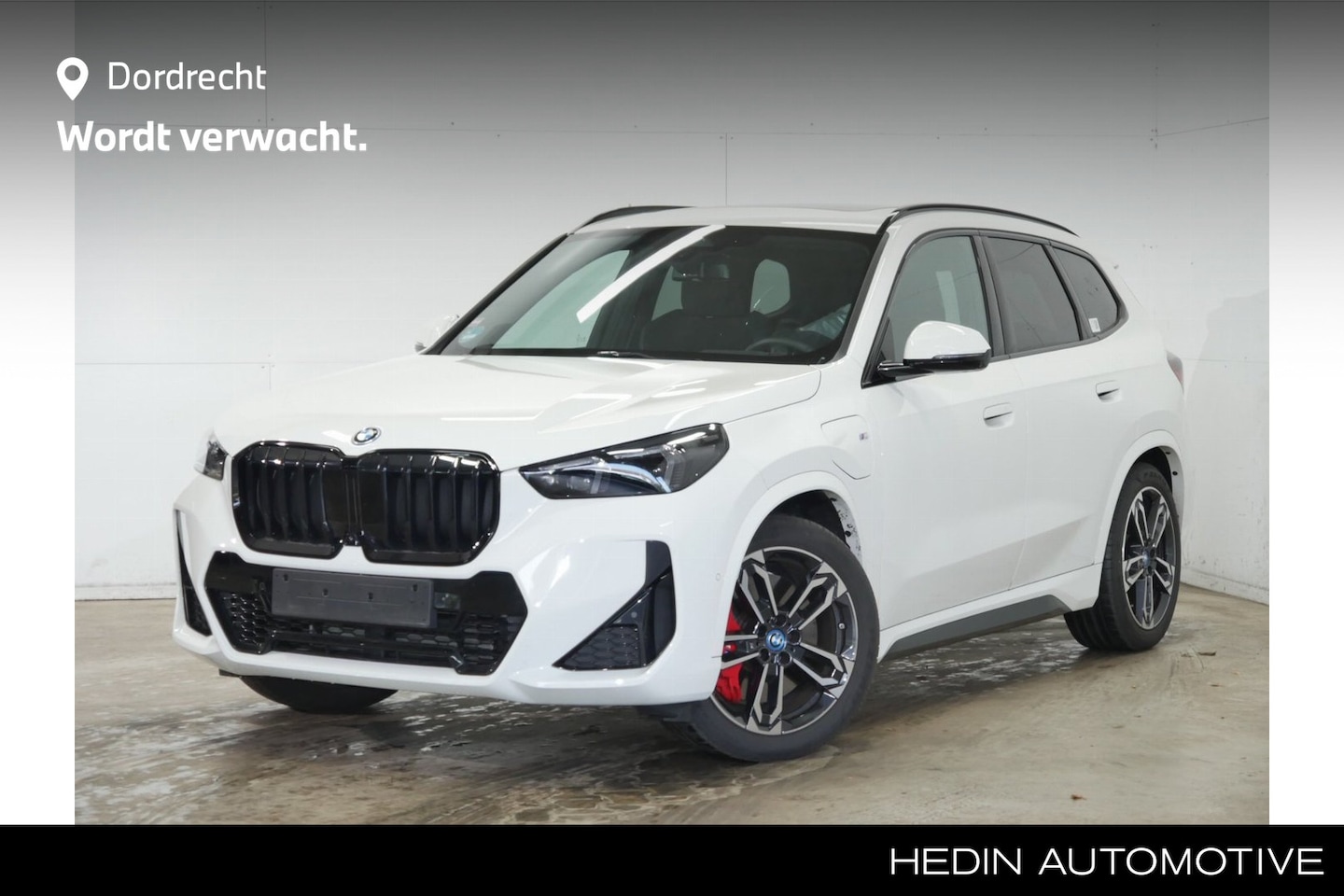 BMW X1 - xDrive25e M-Sport Pro | Panorama | 19" | Massage | Harman Kardon |Voorbereiding Driving As - AutoWereld.nl