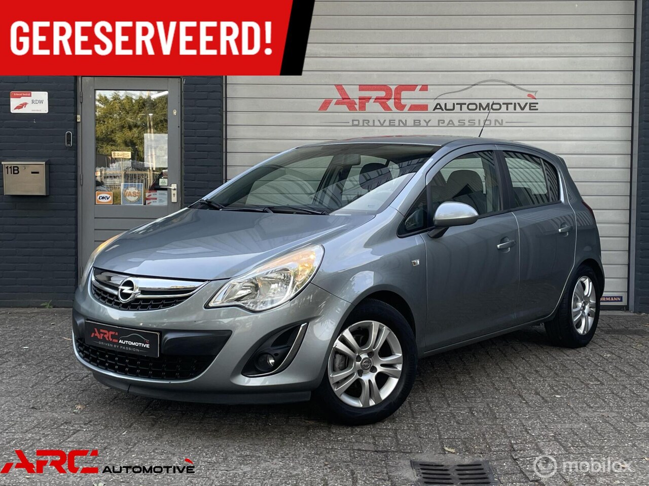 Opel Corsa - 1.2 EcoFlex Cosmo - Cruise - Trekhaak - Topstaat! - AutoWereld.nl