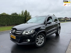 Volkswagen Tiguan - 1.4 TSI Sport&Style PANO/LEER/NAVI/APK