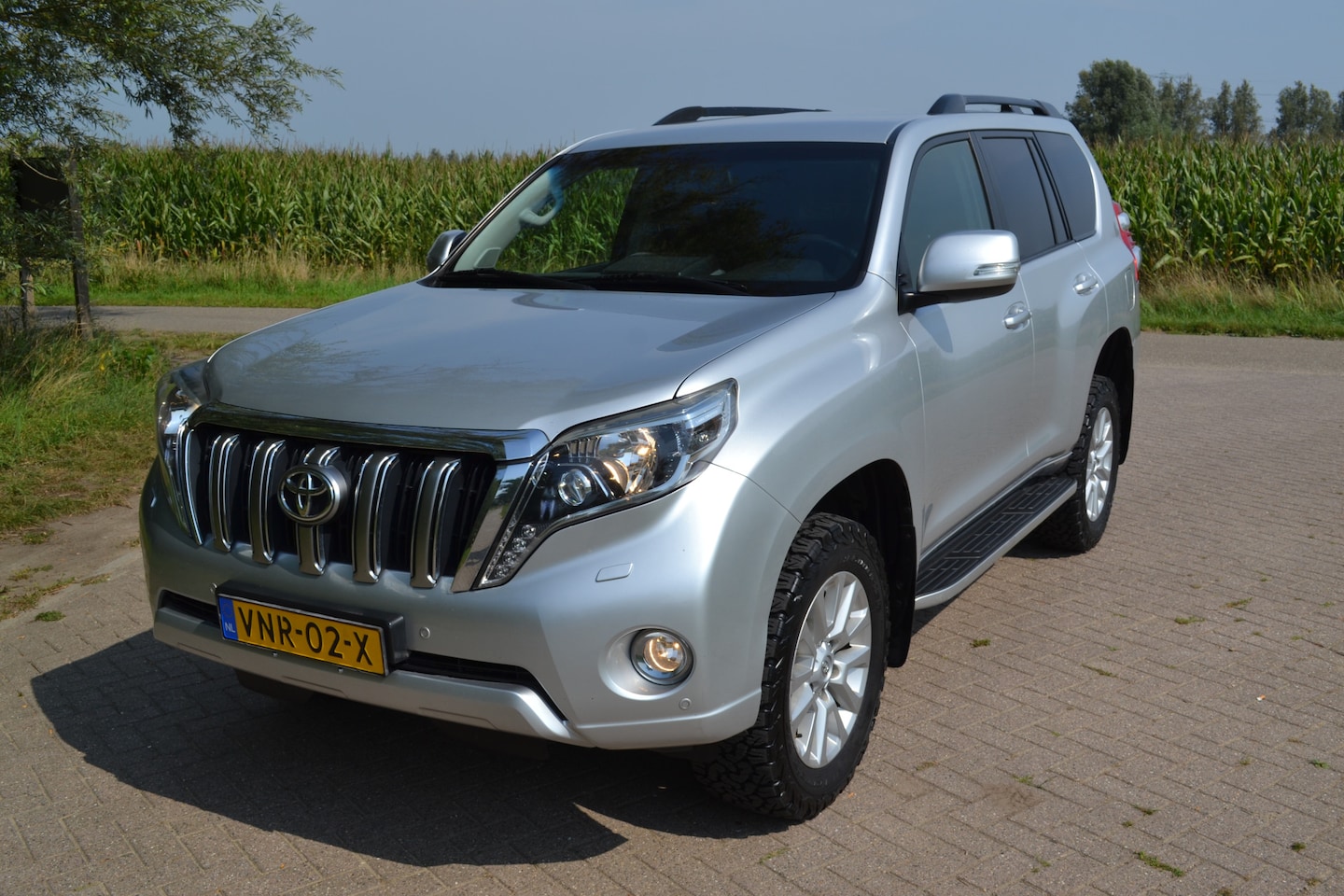 Toyota Land Cruiser - 3.0 D-4D-F VX Blind Van 3.0 D-4D-F VX Blind Van - AutoWereld.nl