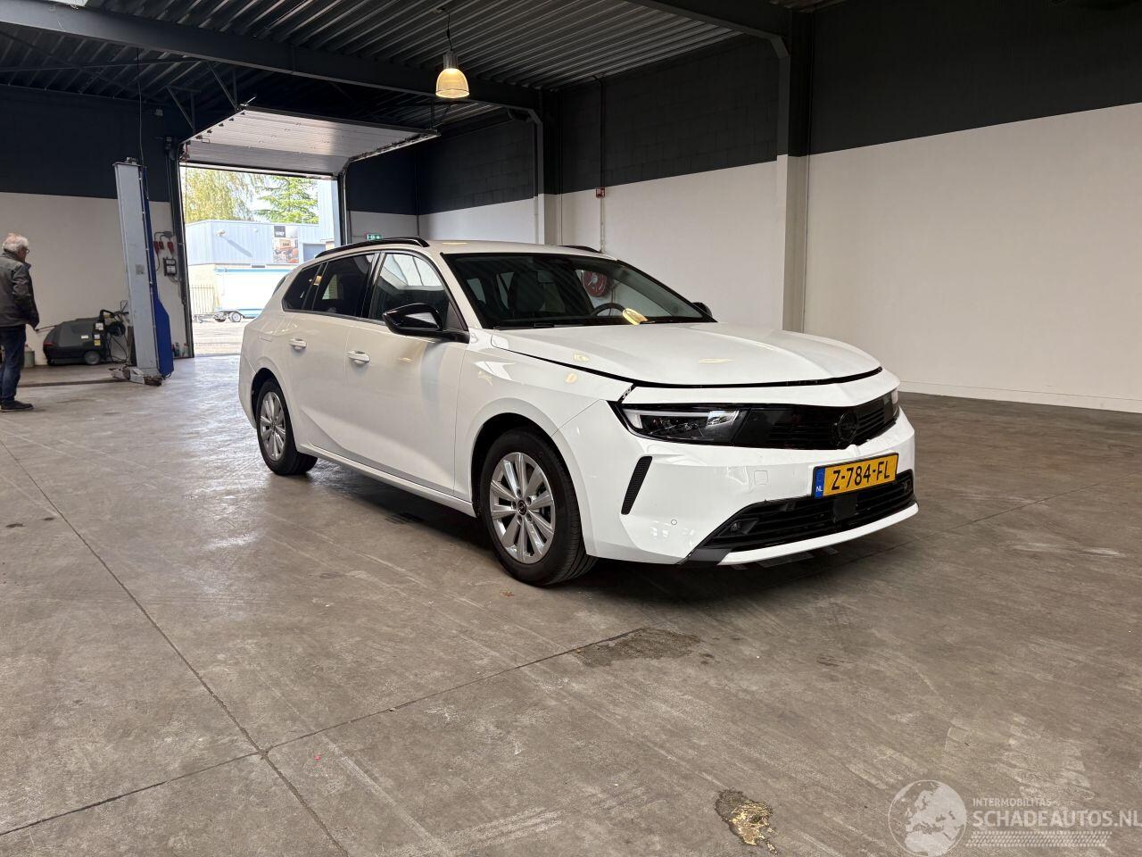 Opel Astra Sports Tourer - 1.2 Turbo BTW! NAP!