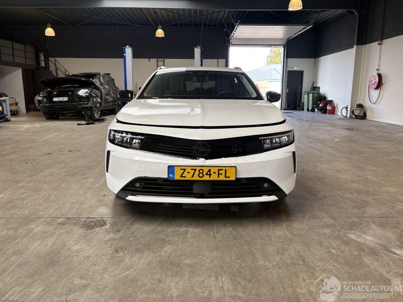 Opel Astra Sports Tourer - 1.2 Turbo BTW! NAP!