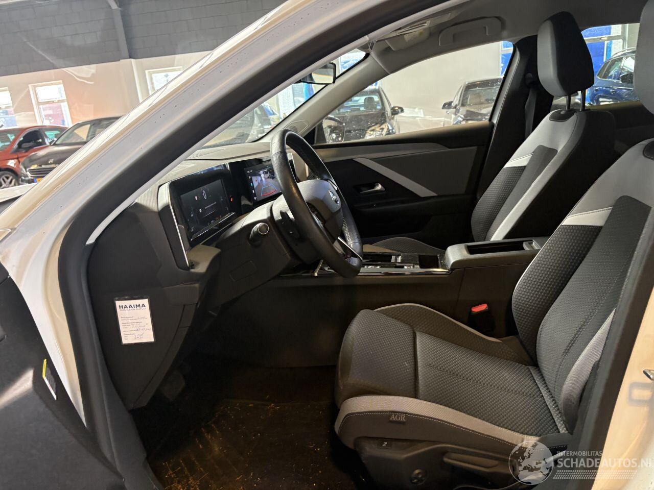 Opel Astra Sports Tourer - 1.2 Turbo BTW! NAP!