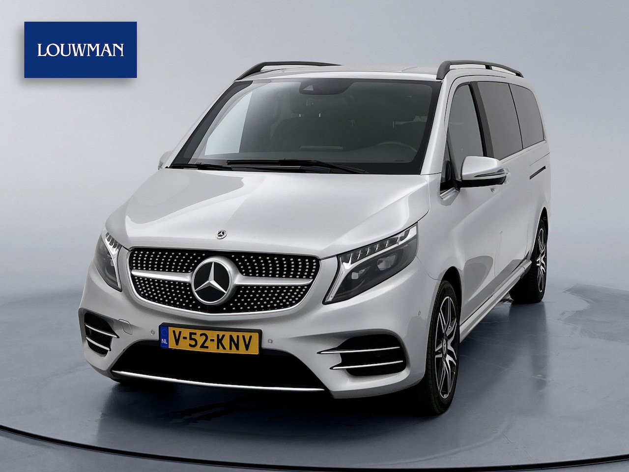 Mercedes-Benz V-klasse - 250d 4-MATIC Extra Lang Dubbele Cabine AMG Styling Leder Dubbele Schuifdeur - AutoWereld.nl