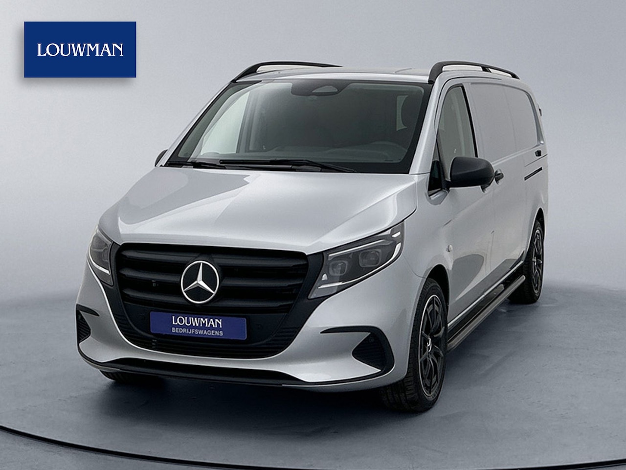 Mercedes-Benz Vito - 119 CDI Extra Lang L3 19" inch AMG Dubbele Schuifdeur Multibeam LED Trekhaak Achteruitrijc - AutoWereld.nl