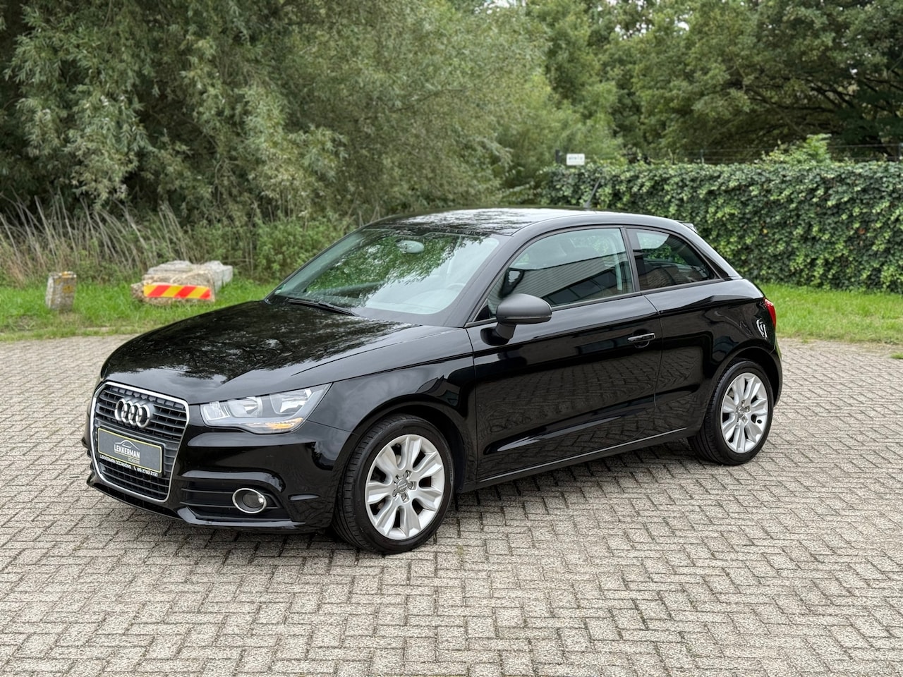Audi A1 - 1.2 TFSI Attraction NWE APK I STOELVER I MOOI I AIRCO - AutoWereld.nl