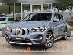 BMW X1 - (f48) xDrive25e 220pk I Pano I Leder I Navigatie I Camera I Stoelverwarming I Storm Bay Me