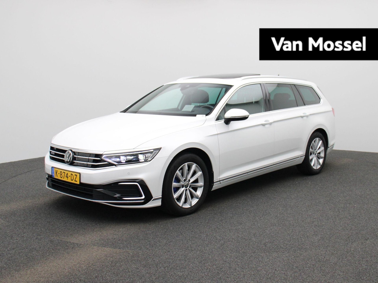 Volkswagen Passat Variant - 1.4 TSI PHEV GTE Business | SoH 100% | Automaat | Panorama Schuif/Kanteldak | Digital Cock - AutoWereld.nl