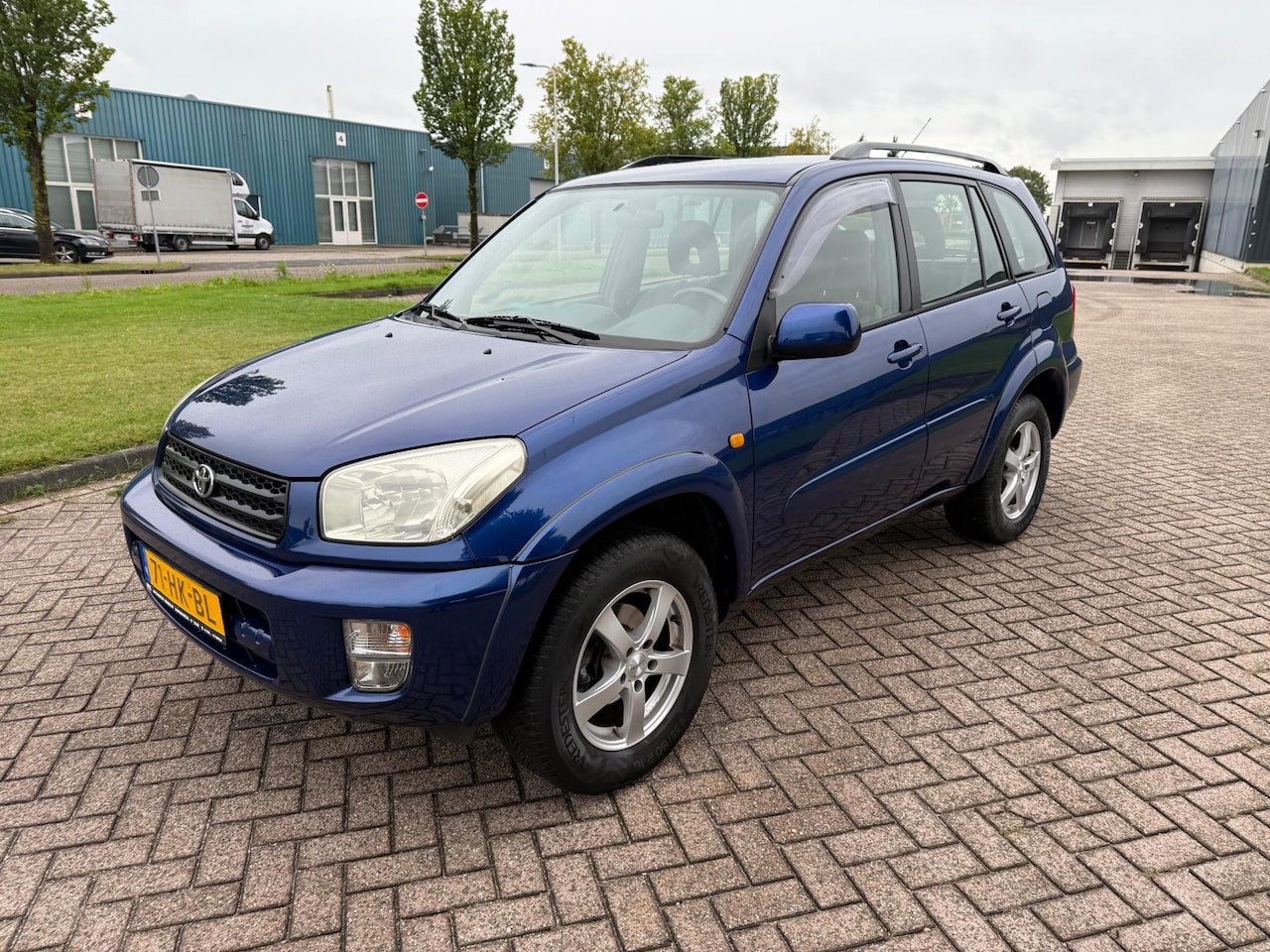 Toyota RAV4 - 2.0-16V 4x4 VVT-i Sol - AutoWereld.nl