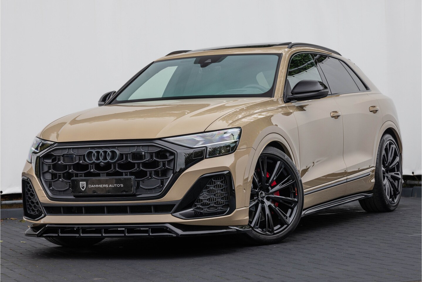 Audi SQ8 - 4.0 TFSI 507pk Quattro Pano S-stoelen Audi Exclusive Standkachel 23'' HuD Carbon B&O - AutoWereld.nl