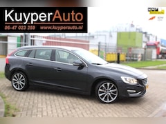 Volvo V60 - 2.0 D4 Summum AUTOMAAT LEDER TREKHAAK VOLLEDIG ONDERHOUDEN