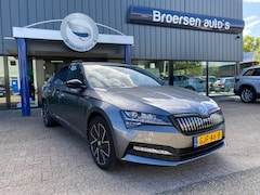 Skoda Superb Combi - 1.4 TSI PHEV 217pk DSG-6 Sportline Business met Stoelv, Camera en ACC