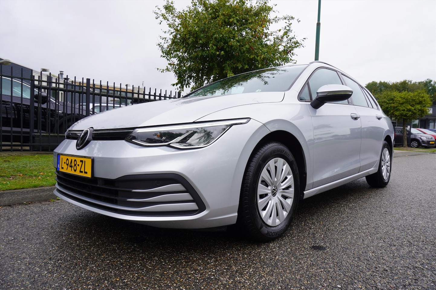 Volkswagen Golf Variant - 1.0 TSI 110pk Apple Carplay NIEUW MODEL NL-Auto - AutoWereld.nl