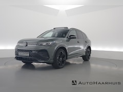 Volkswagen Tiguan - 1.5 eHybrid R-Line Black Style | Pano | Massage | Adapt. Cruise | IQ. Light | Camera | Key