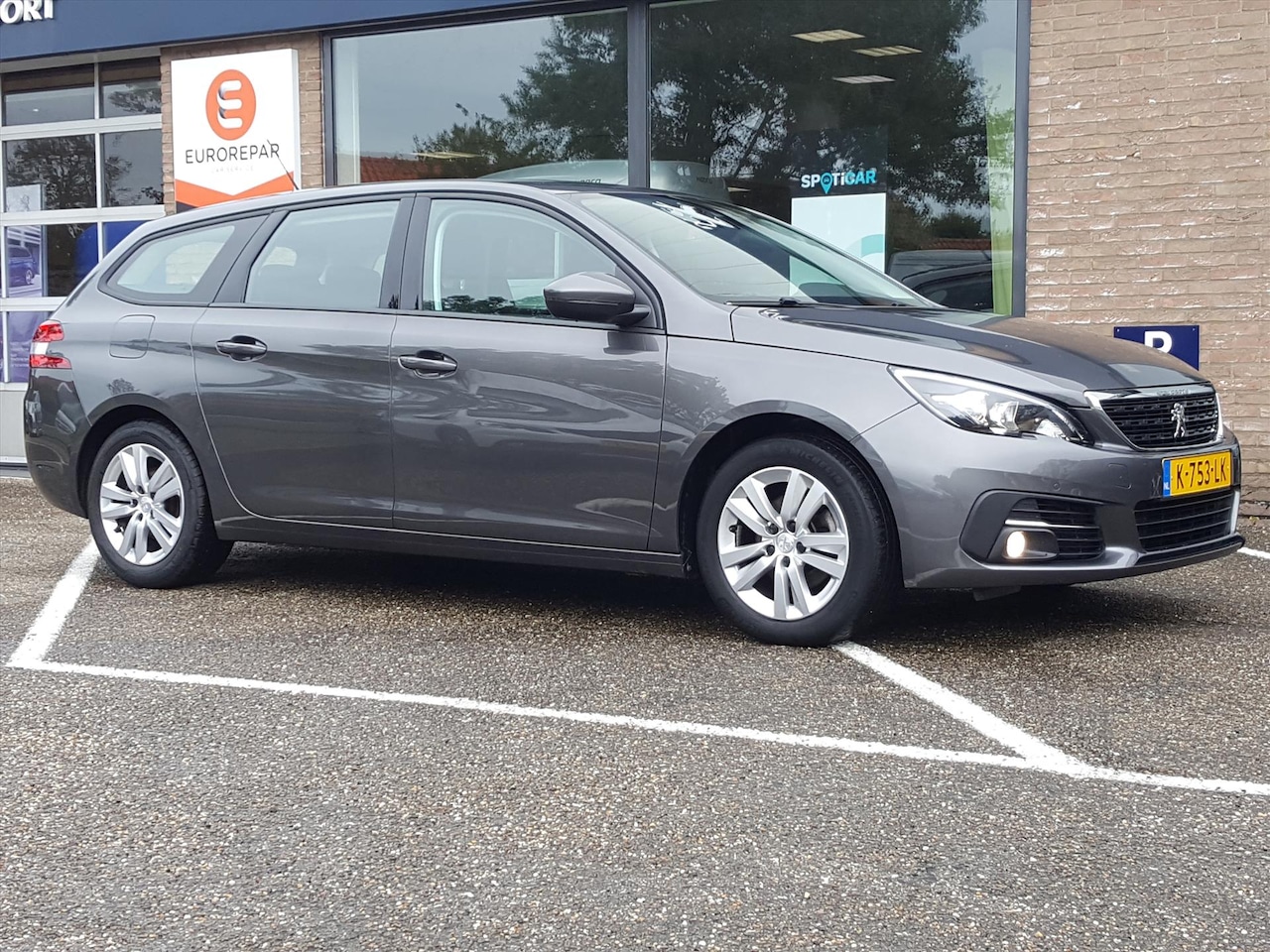 Peugeot 308 SW - Blue L. Active 1.2 PureTech 110pk | NAVIGATIE&BLUETOOTH&APPLECARPLAY&ANDROIDAUTO | PARKEER - AutoWereld.nl