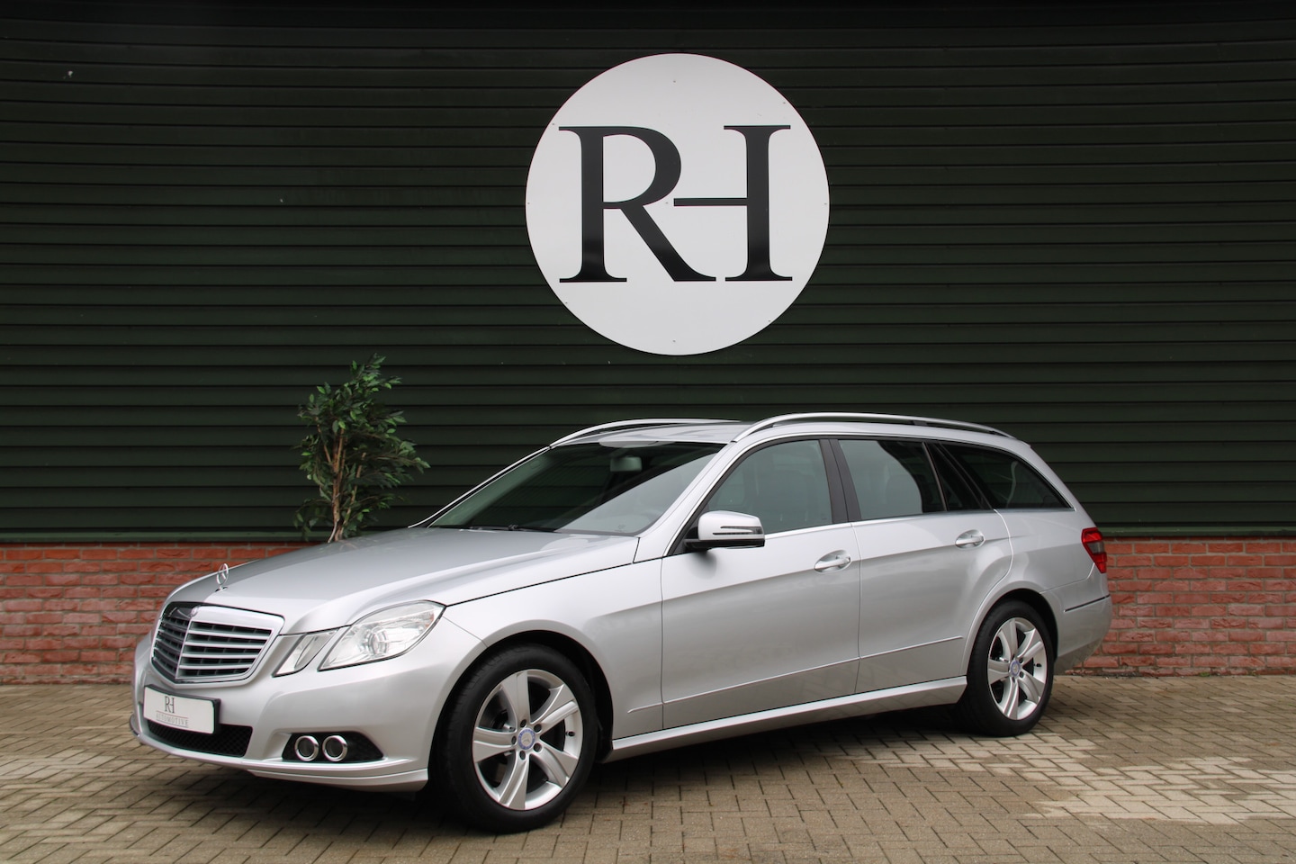 Mercedes-Benz E-klasse Estate - 350 Automaat 4Matic Elegance - Youngtimer! - AutoWereld.nl