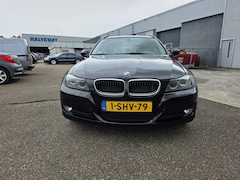 BMW 3-serie Touring - 318d High Executive
