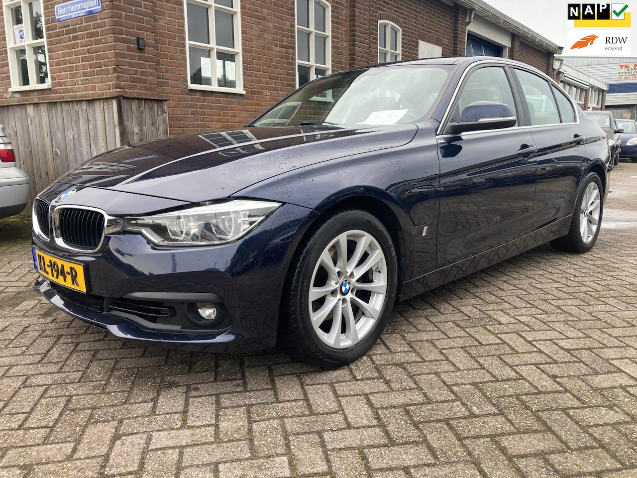 BMW 3-serie - 330e Centennial Executive Bj 2016 E-Drive, Leer, Navi, apk tot 10-2026 - AutoWereld.nl