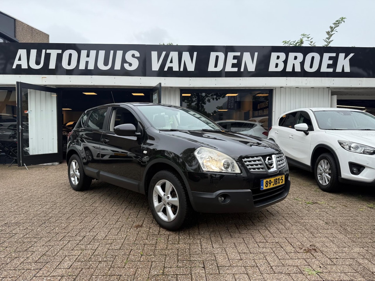 Nissan Qashqai - 1.6 Acenta Ac|Navi|Cruise|Camera|Trekhaak|Lmv|Nw Apk| - AutoWereld.nl
