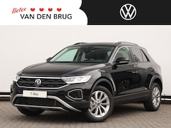 Volkswagen T-Roc - 1.0 TSI Life Edition | Dodehoek sensor | Navigatie | Camera | Climatronic |