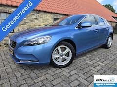 Volvo V40 - 2.0 D4 Momentum nette auto