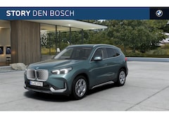 BMW iX1 - eDrive20 Pure Edition / Adaptieve LED / Comfort Access / Parking Assistant / Stoelverwarmi