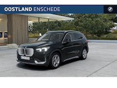 BMW iX1 - eDrive20 Pure Edition / Adaptieve LED / Comfort Access / Parking Assistant / Stoelverwarmi