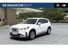 BMW iX1 - eDrive20 Pure Edition / Adaptieve LED / Comfort Access / Parking Assistant / Stoelverwarmi