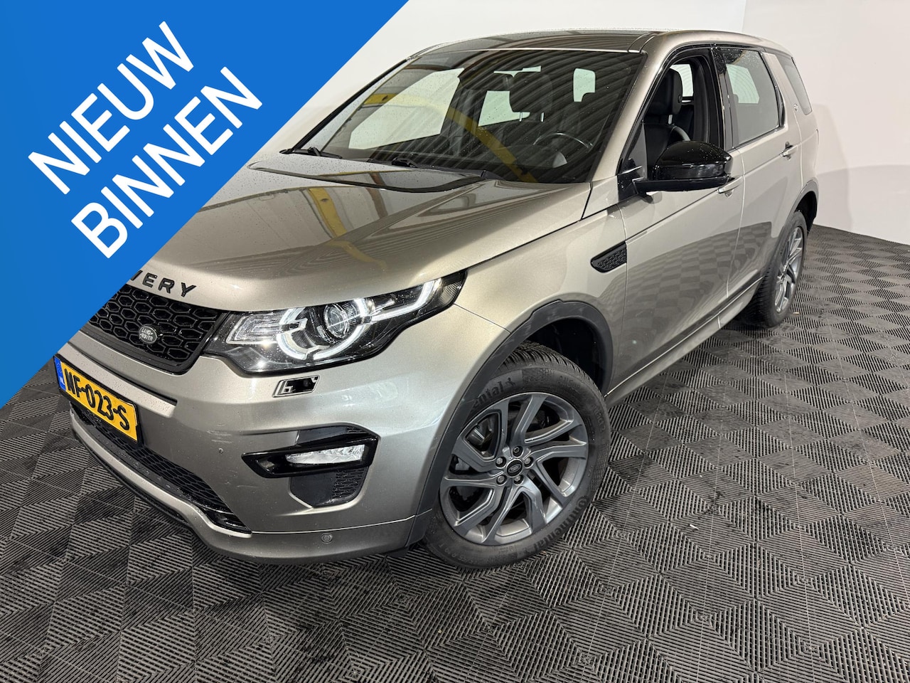 Land Rover Discovery Sport - 2.0 TD4 HSE 2.0 TD4 HSE - AutoWereld.nl