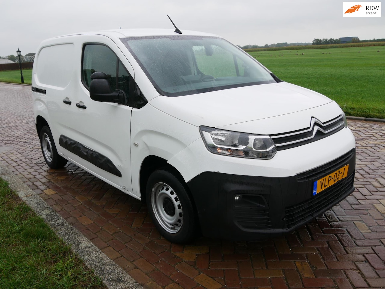 Citroën Berlingo - 1.5 BlueHDI Club 55kW AC ** 5299 EX BTW ** 2021!! - AutoWereld.nl