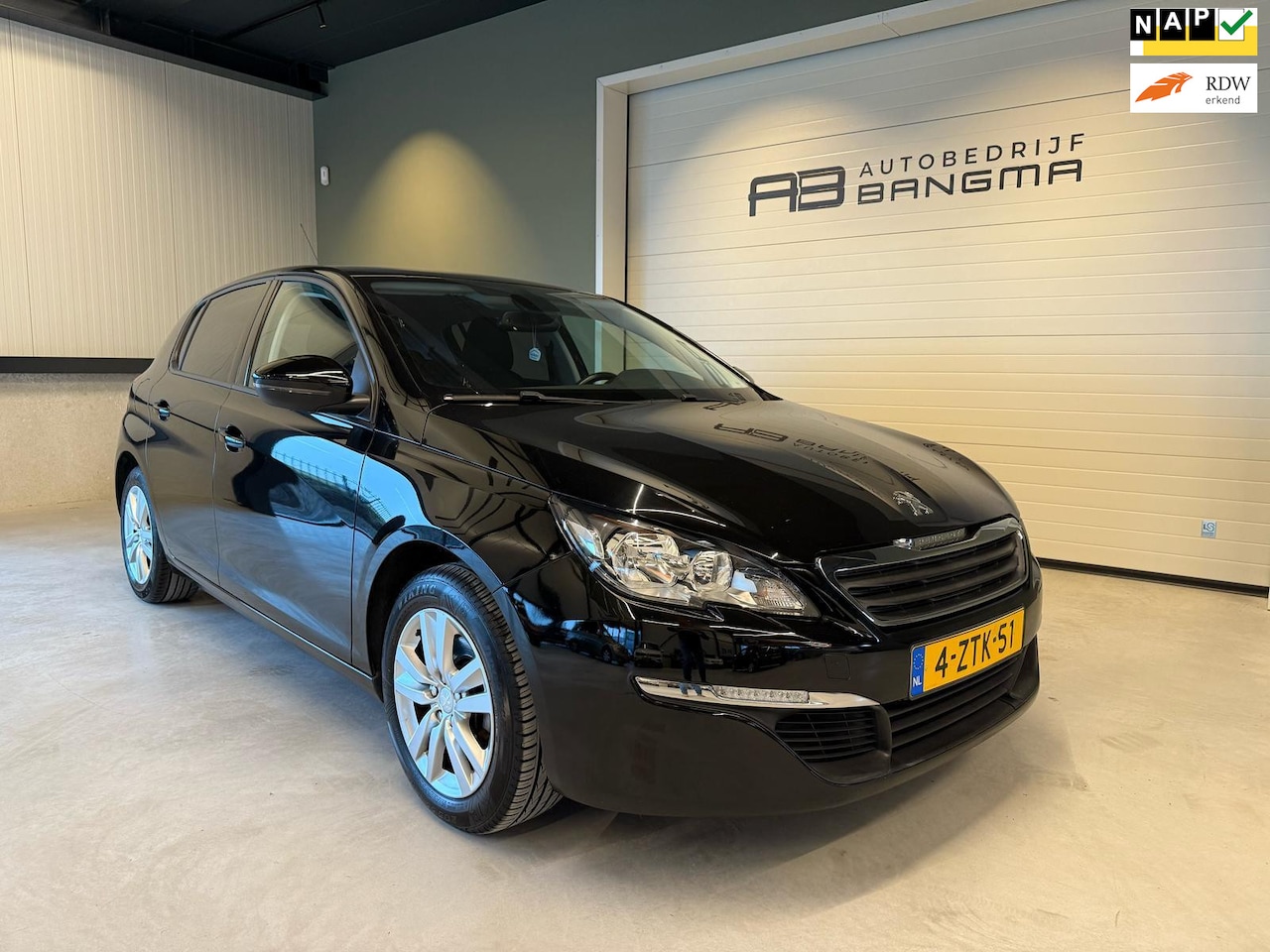 Peugeot 308 - 1.2 PureTech ACTIVE-uitv/CLIMA AIRCO/CRUISE CONTROL/ISOFIX/NAVIGATIE/LM-VELG/TREKHAAK/nweA - AutoWereld.nl