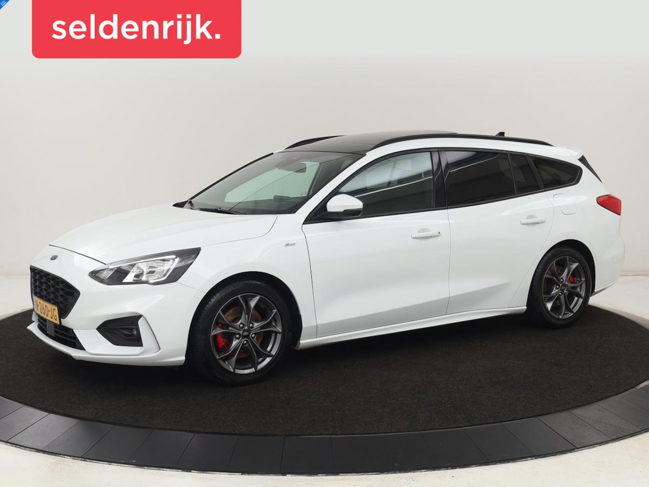 Ford Focus - 1.0 EcoBoost Hybrid ST Line X Business | Panoramadak | Trekhaak | Head-up | Carplay | Came - AutoWereld.nl