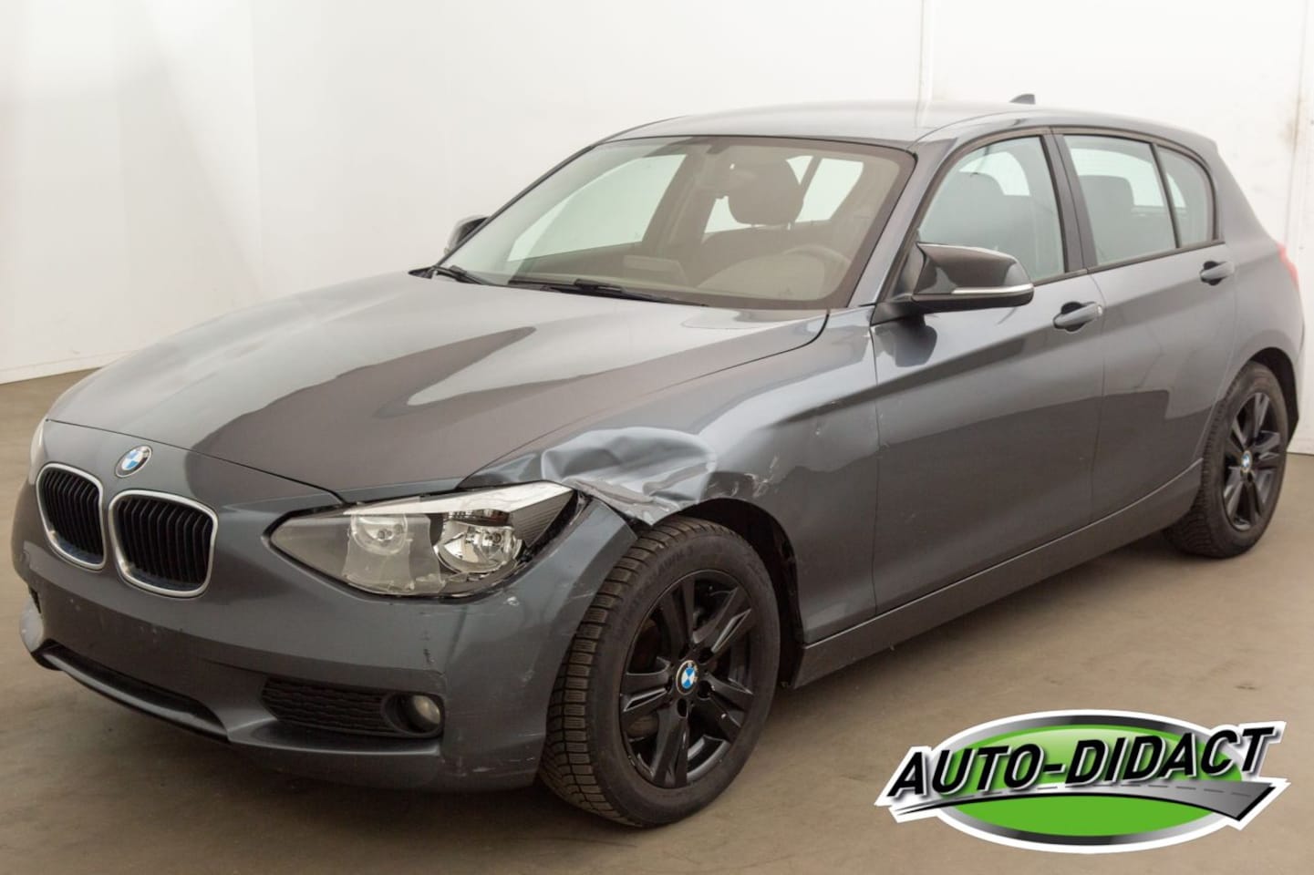 BMW 1-serie - 116d Airco Navi - AutoWereld.nl
