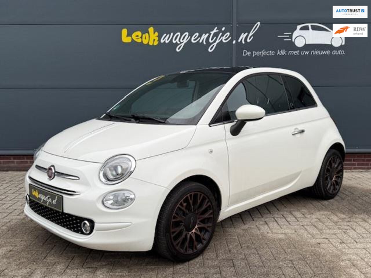 Fiat 500 - 0.9 TwinAir Turbo 120th Edition *carplay *speciale uitvoering - AutoWereld.nl