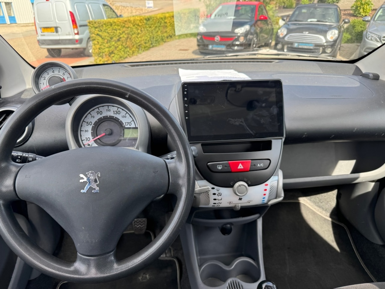 Peugeot 107 - 1.0-12V Sublime 1.0-12V Sublime - AutoWereld.nl