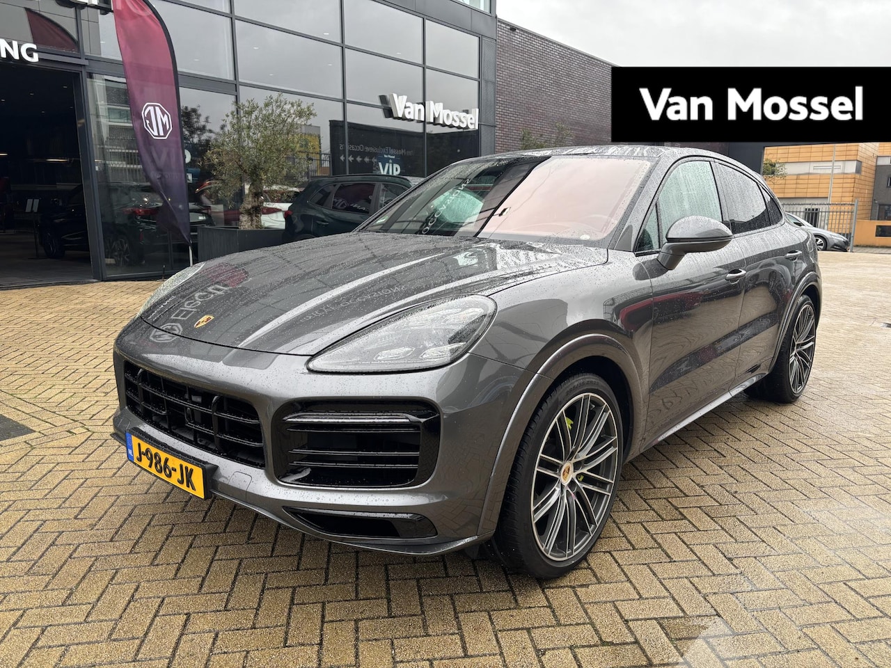 Porsche Cayenne Coupé - 3.0 E-Hybrid | SPORTDESIGN PAKKET | SPORTCHRONO PAKKET | PASM LUCHTVERING | PDLS+ | BOSE | - AutoWereld.nl