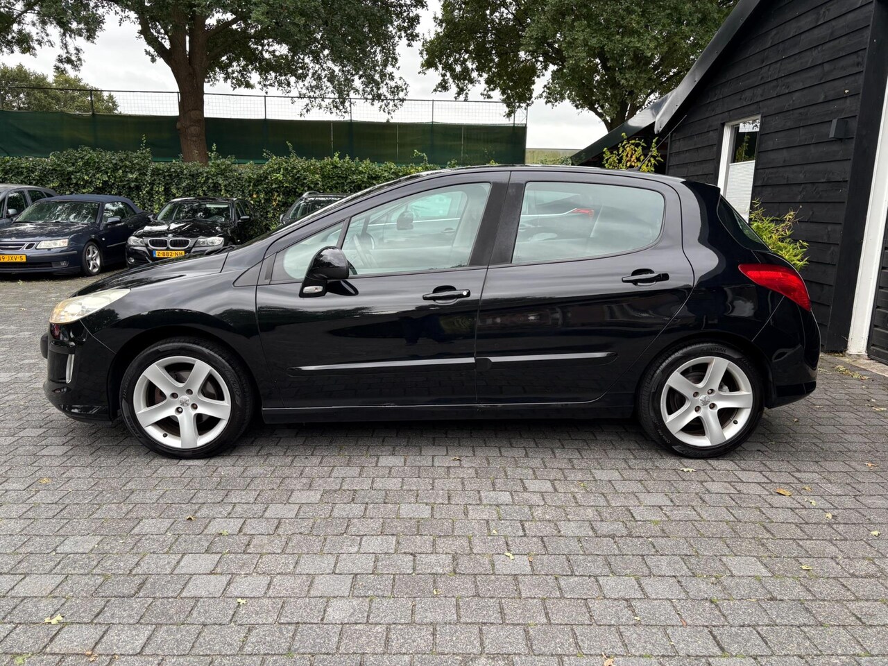 Peugeot 308 - 1.6 THP XT 5-drs! Nette en sportieve uitvoering!