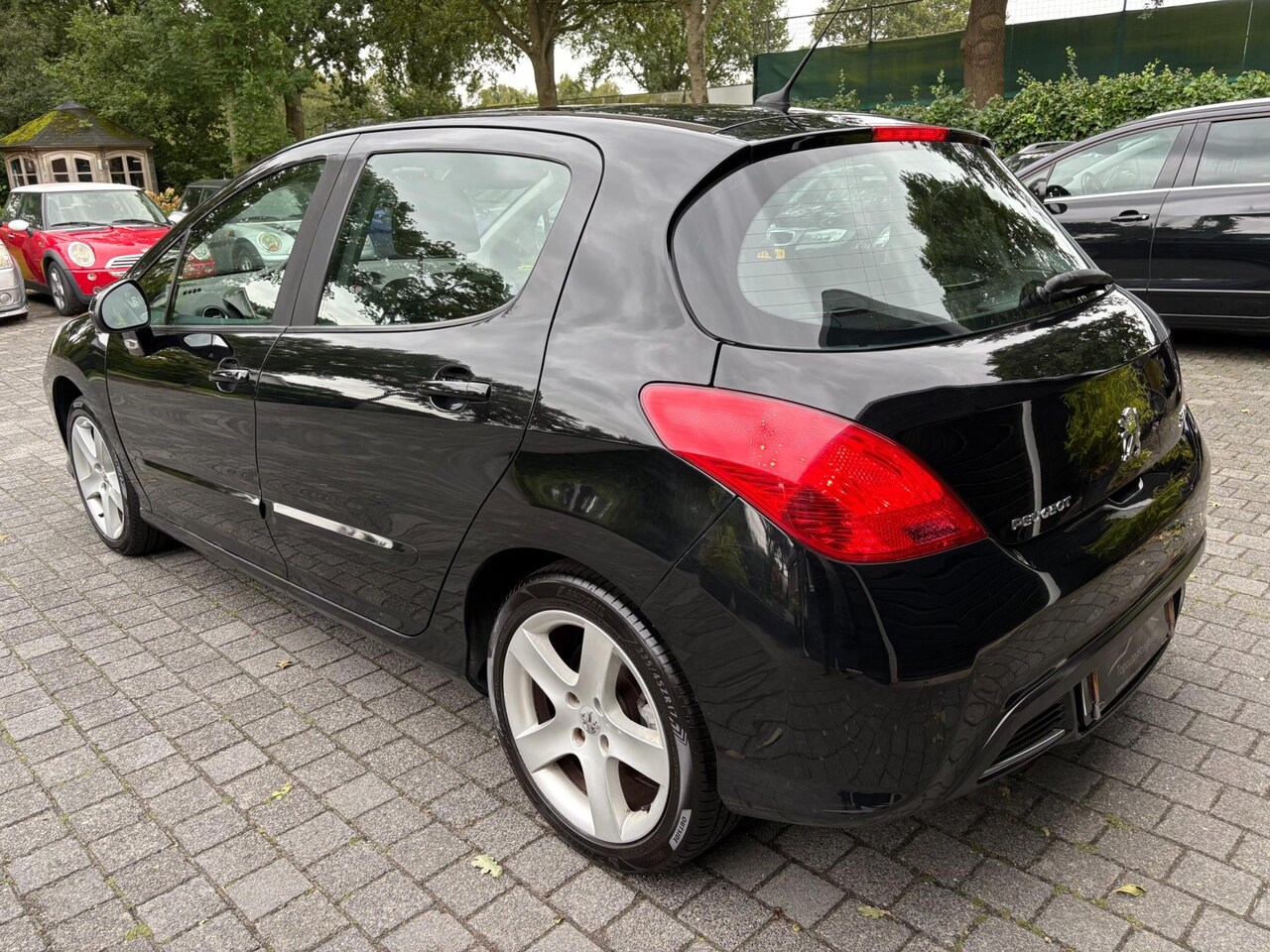 Peugeot 308 - 1.6 THP XT 5-drs! Nette en sportieve uitvoering!