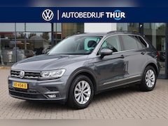 Volkswagen Tiguan - 1.4 TSI Comfortline 92KW/125PK, Navigatie, trekhaak, lichtmetalen velgen, Lane assist, par