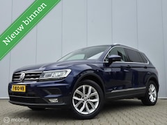 Volkswagen Tiguan - 2.0 TSI 4MOTION HIGHLINE AUTOMAAT/STANDKACHEL/CAMERA/TREKHAAK/FULL LED