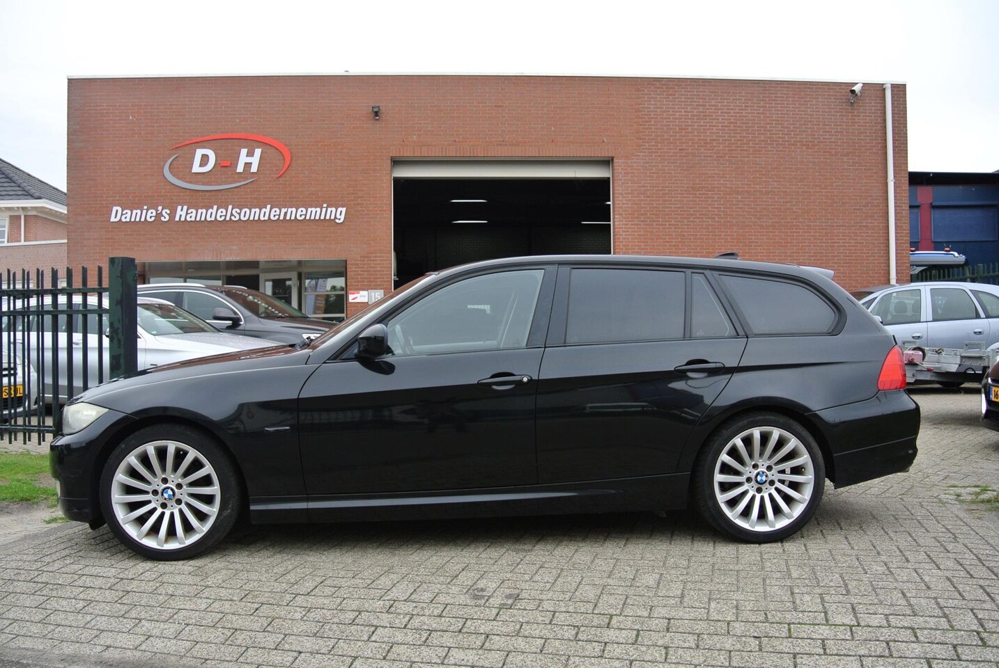 BMW 3-serie Touring - 318i Business Line 318i Business Line - AutoWereld.nl